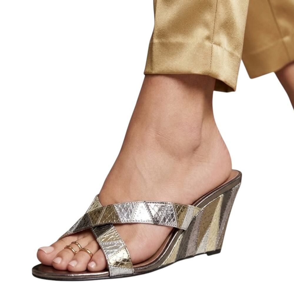 Beverly Feldman Metallic Gold Silver Wedge Peep Toe Sandals Shoes 7M